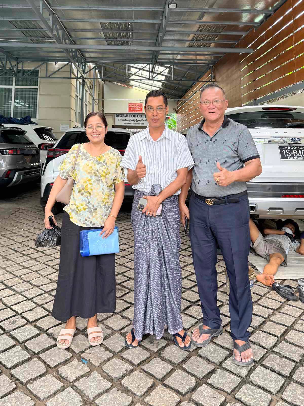 Suzuki Ertiga Type D ပိုင်ရှင်အသစ်ထံ အပ်နှံ
